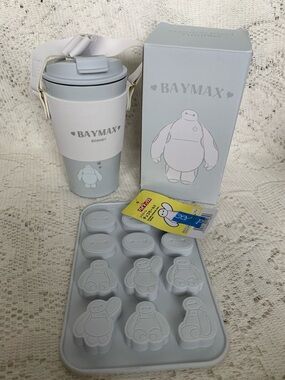 Disney parks Japan Baymax Insulated Travel Cup with Silicone Ice Mold Light Gray